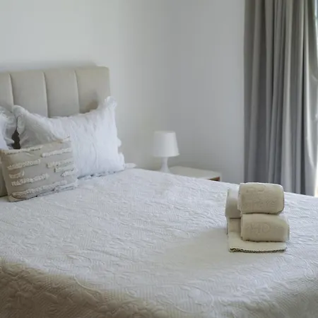 Melias - 2 Bedroom Whit Pool By Hd Apartman