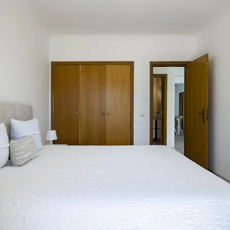 Melias - 2 Bedroom Whit Pool By Hd * Quarteira